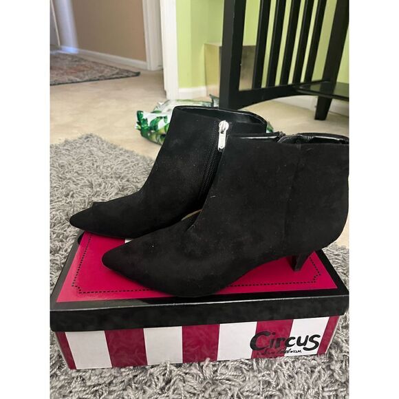 Circus by Sam Edelman Kirby Bootie - Picture 5 of 10